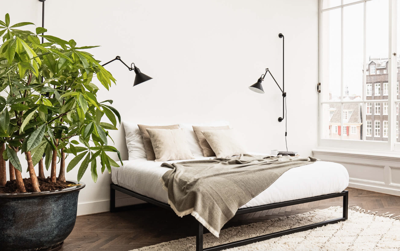 Het metalen bed | De Loft | Minimalistisch bedframe | Matt